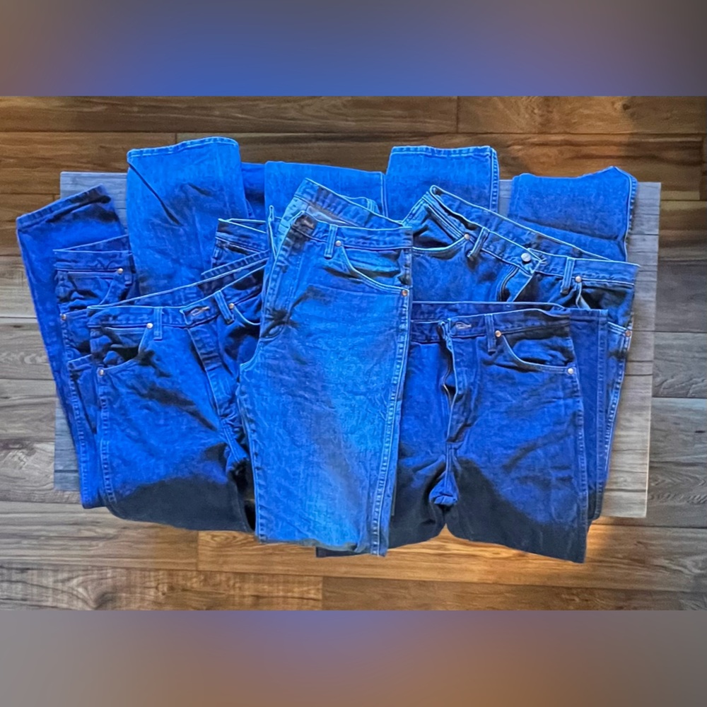 1 pair 32x32 936PWD Men’s Authentic Wrangler Jean